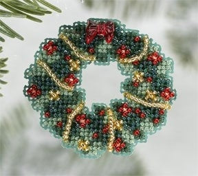 Mill Hill Winter Holiday Ornaments - Holly Wreath MH18-6303